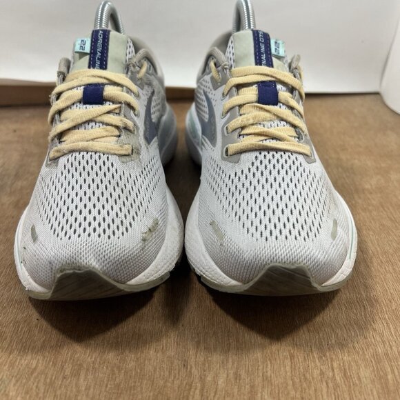 Brooks Adrenaline GTS 22 Womens Size 7.5 Grey Running Shoes - Picture 2 of 10